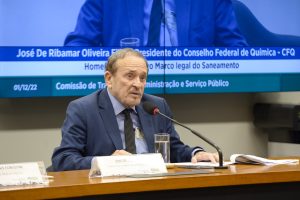 Presidente do CFQ participa de audiência na Câmara e fala da importância do profissional da Química no saneamento