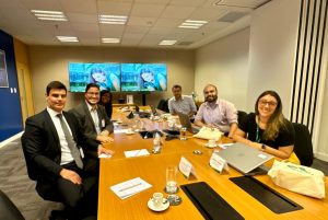 Representantes do CFQ se reúnem com Petrobras e reforçam que profissional da Química deve ter registro no Sistema CFQ/CRQs  