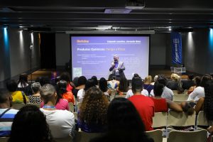 Conselho Federal de Química apresenta Hub de Combate à Desinformação