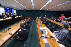 Conselheiro do CFQ defende que pesquisa sobre Cannabis medicinal se transforme em estudo clínico