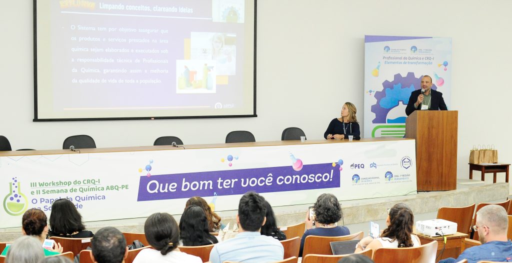 CFQ participa de Workshop e Semana de Química em Pernambuco