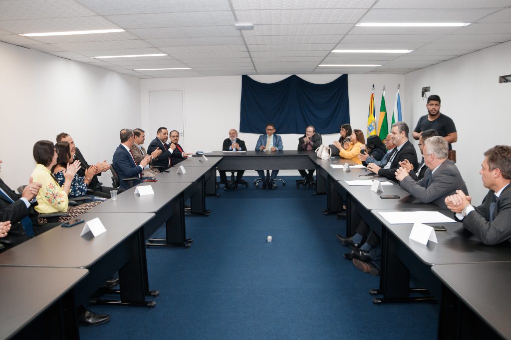 Prestigiado por representantes do Sistema CFQ/CRQs, Conselho Regional do Mato Grosso do Sul inaugura nova sede