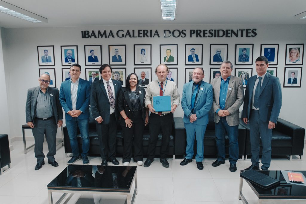 Em busca de cooperação institucional, Sistema CFQ/CRQs faz visita ao presidente do Ibama