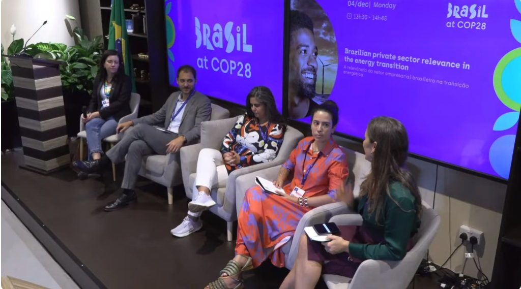 Caminhos da transição energética unem setor público e empresarial na COP28