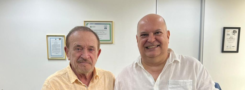 CFQ estreita relações com entidades da Química