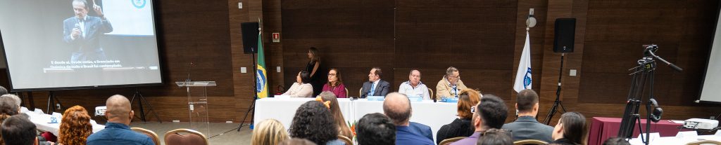 CFQ realiza cerimônia de posse para novos conselheiros (as) e renova mandato do presidente