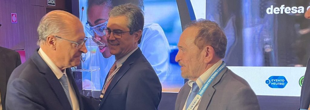 CFQ participa de seminário sobre indústria química e transição sustentável