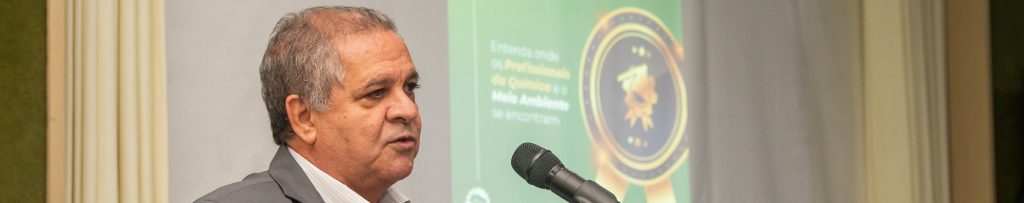 Palestra, minicurso e entrega de certificados marcam as comemorações do Dia do Químico em Salvador