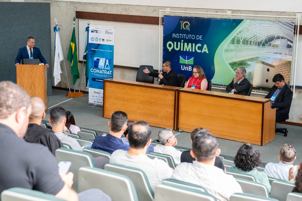 Sistema CFQ/CRQs reforça a importância do Profissional da Química em evento sobre tratamento de águas