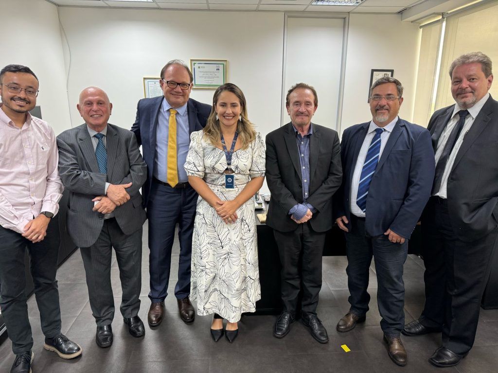 CFQ recebe entidades do setor de controle de pragas para alinhar parcerias