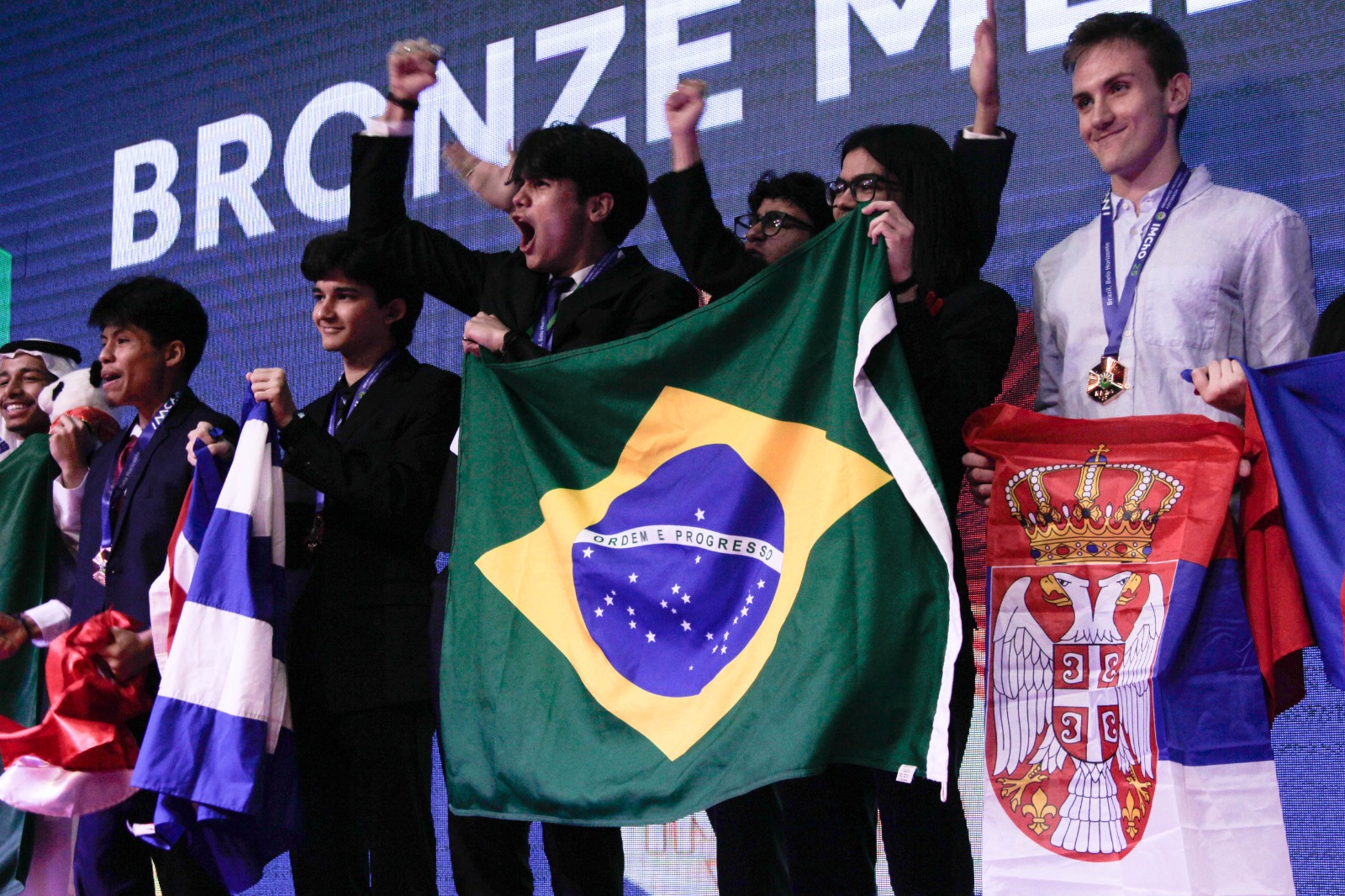 Brasileiros que conquistaram medalhas de bronze nas Olimpíadas Internacionais de Química.