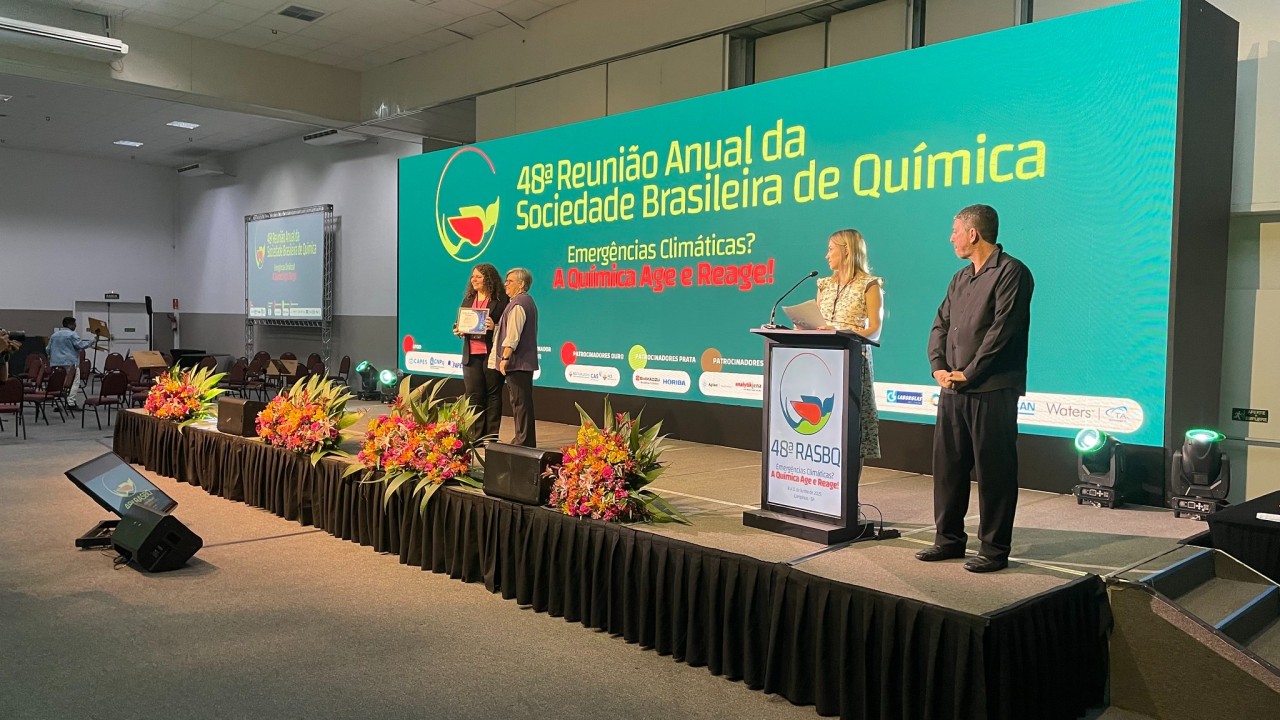 Foto do palco durante a Reunião Anual da Sociedade Brasileira de Química - 2025