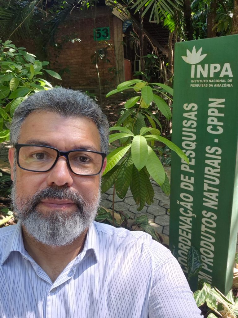 Coordenador do Comitê de Apoio à Cadeia Produtiva de Insumos visita a sede do INPA, em Manaus
