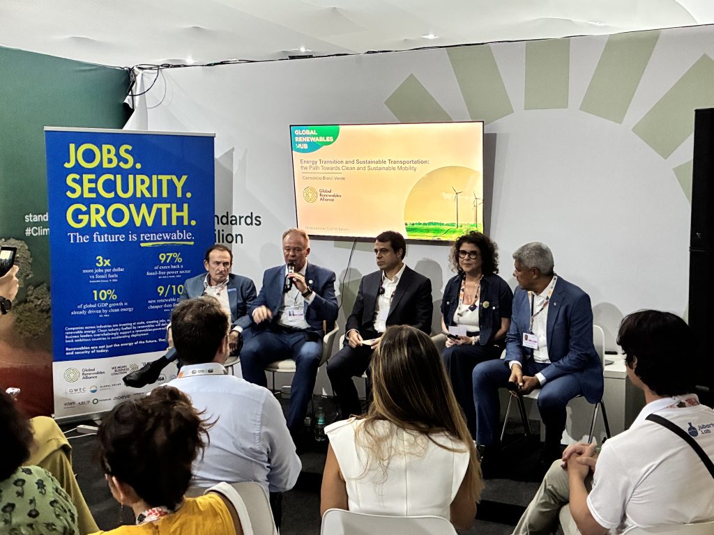 Sistema CFQ/CRQs marca presença também na Blue Zone: presidente do CFQ participa de mesa redonda sobre transição energética