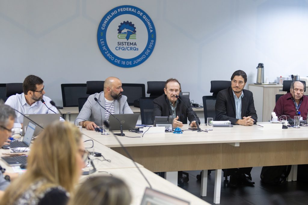 CFQ promove treinamento sobre o SEI! e fortalece práticas administrativas do Sistema CFQ/CRQs