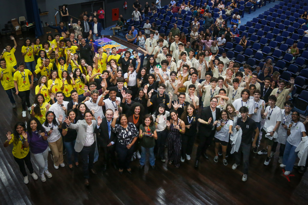 CFQ participa da solenidade de premiação do Programa Nacional Olimpíadas de Química