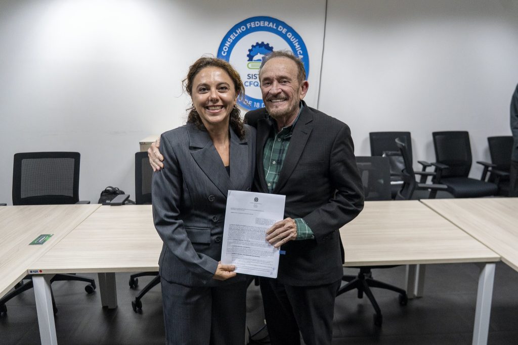 CFQ e Abipla ampliam parceria para promover o uso seguro de saneantes