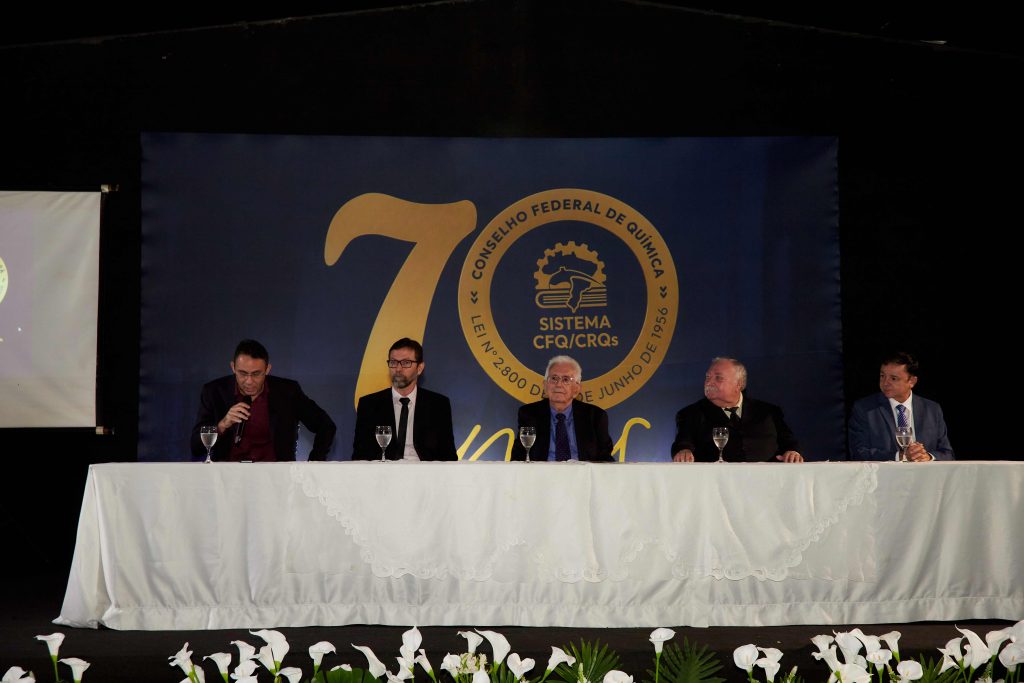 CFQ participa de solenidade em comemoração aos 70 anos do Sistema no CRQ da 10ª Região