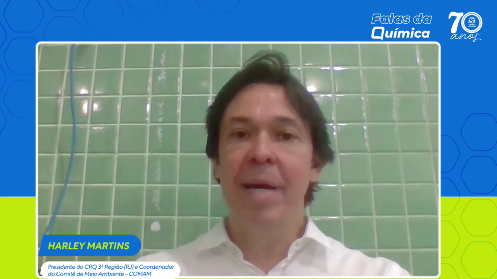 “Uma folha de papel não te deixa seguro”: especialista em Resíduos Sólidos explica a importância do profissional da química no tratamento e gestão de materiais