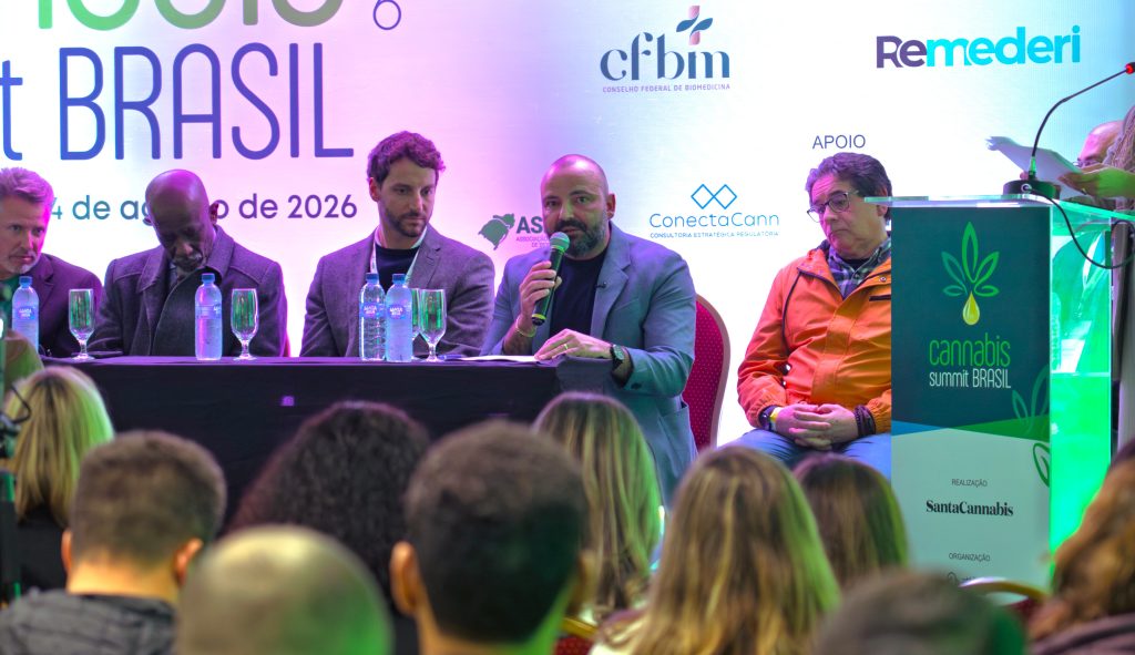 Mercado de Cannabis Medicinal no Brasil avança com foco em padronização industrial, demanda por insumos e rigor tecnológico