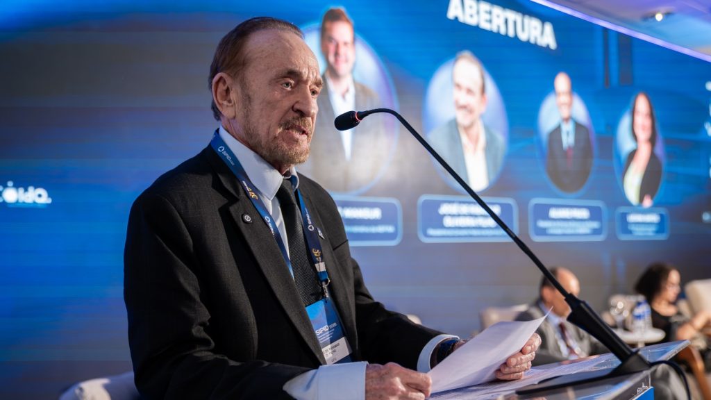 Química é estratégica para transformar biodiversidade em inovação, destaca presidente do CFQ